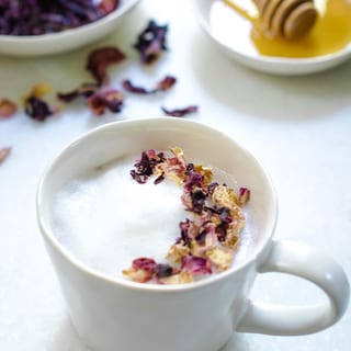 RAINY DAY TEA LATTE