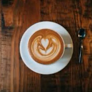 FLAT WHITE